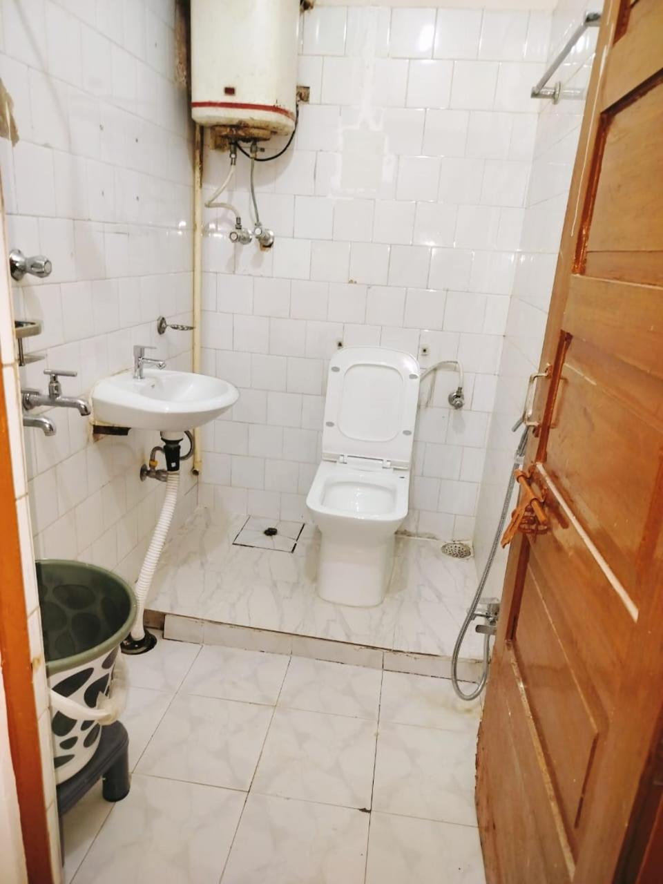 Kiara Home Stays Varanasi Dış mekan fotoğraf